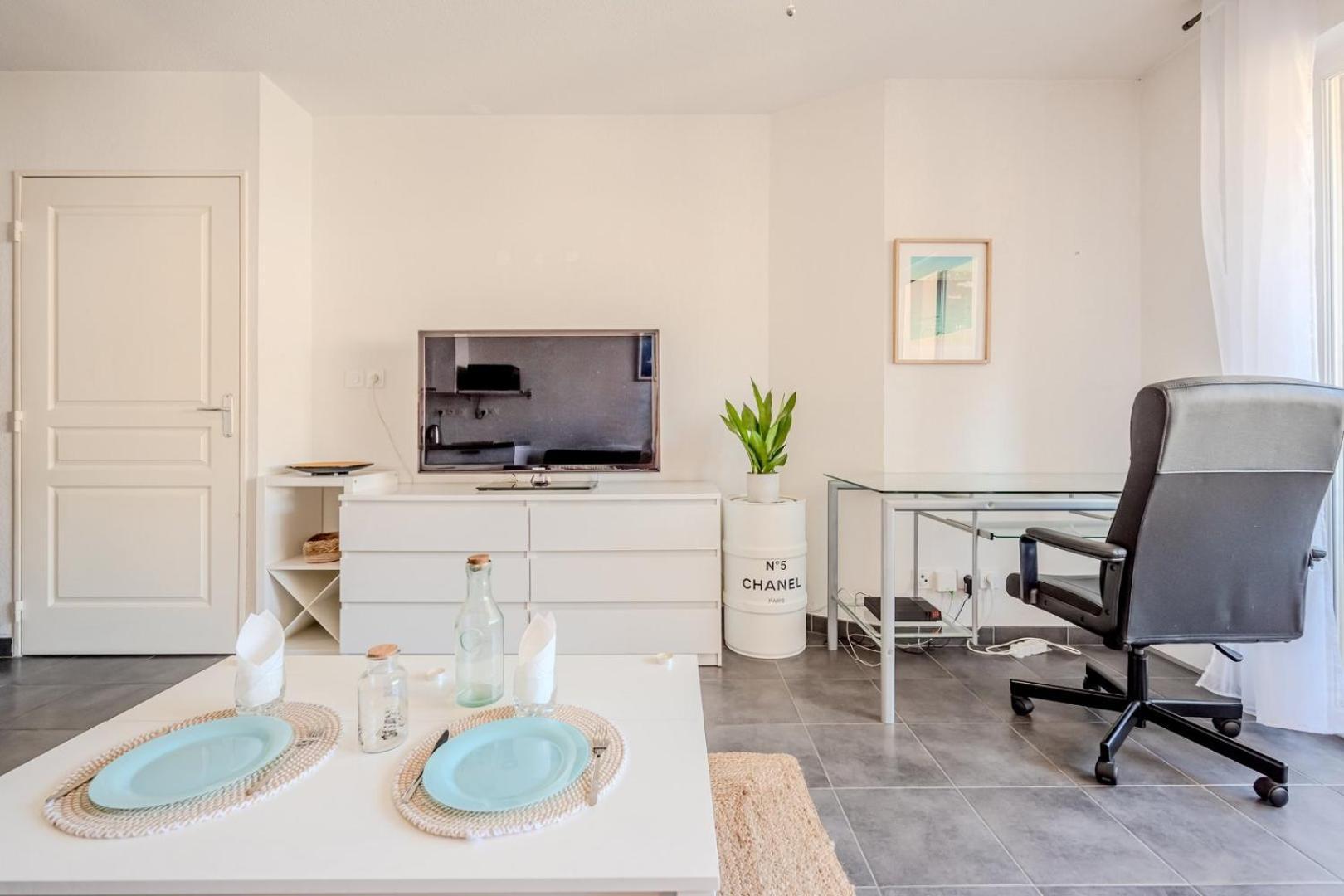 Appartamento Le Neroli T2 Dernier Etage Avec Terrasse Et Garage Tolone Esterno foto