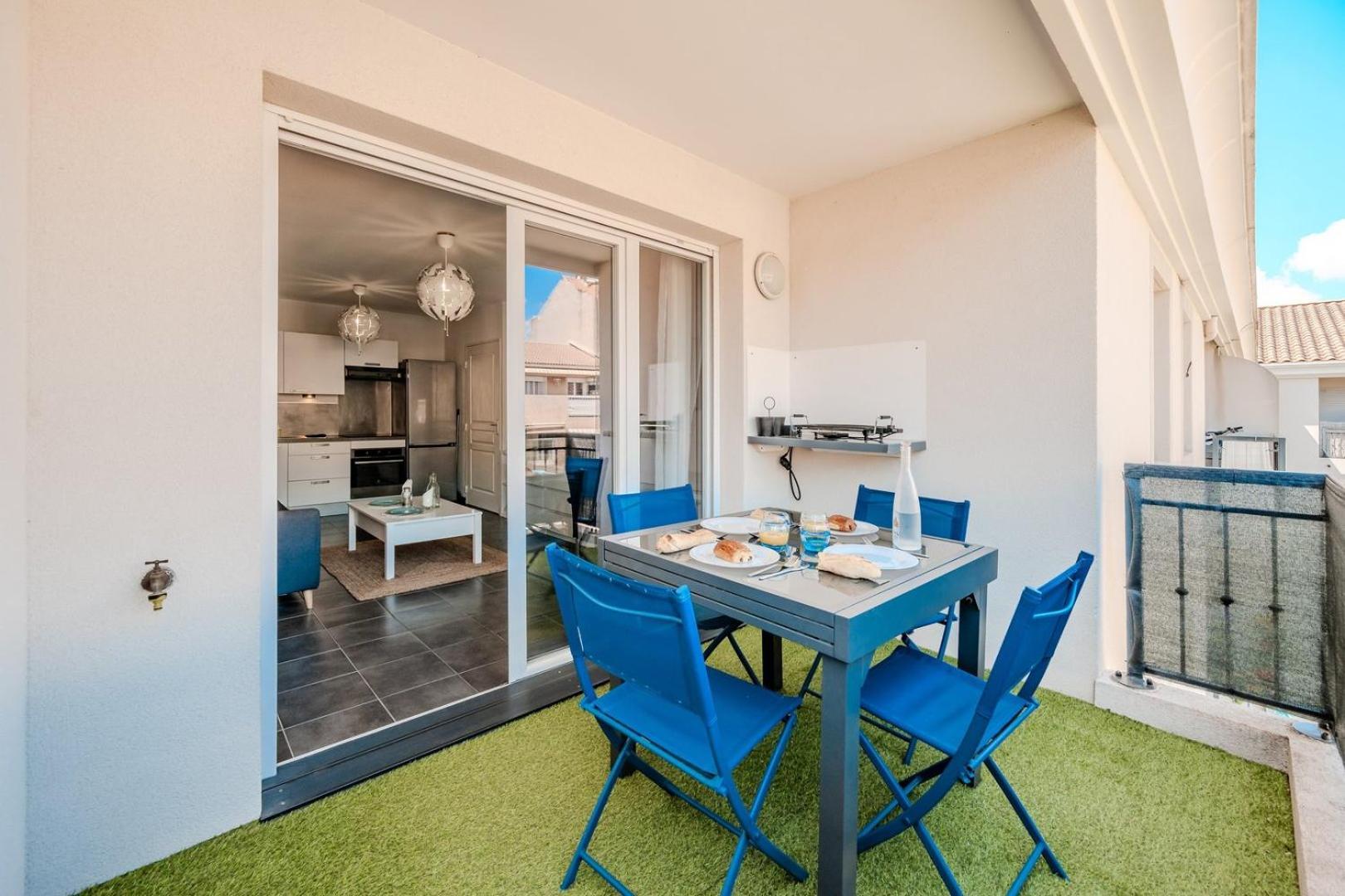 Appartamento Le Neroli T2 Dernier Etage Avec Terrasse Et Garage Tolone Esterno foto