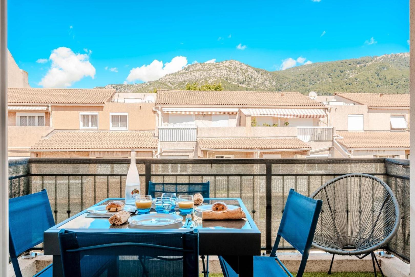 Appartamento Le Neroli T2 Dernier Etage Avec Terrasse Et Garage Tolone Esterno foto